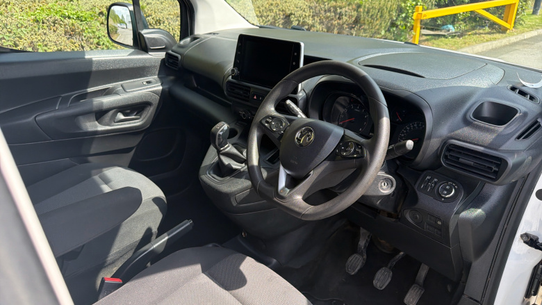 Vauxhall Combo Cargo Combo L1 Diesel 2000 1.5 Turbo D 100ps H1 Sportive Van